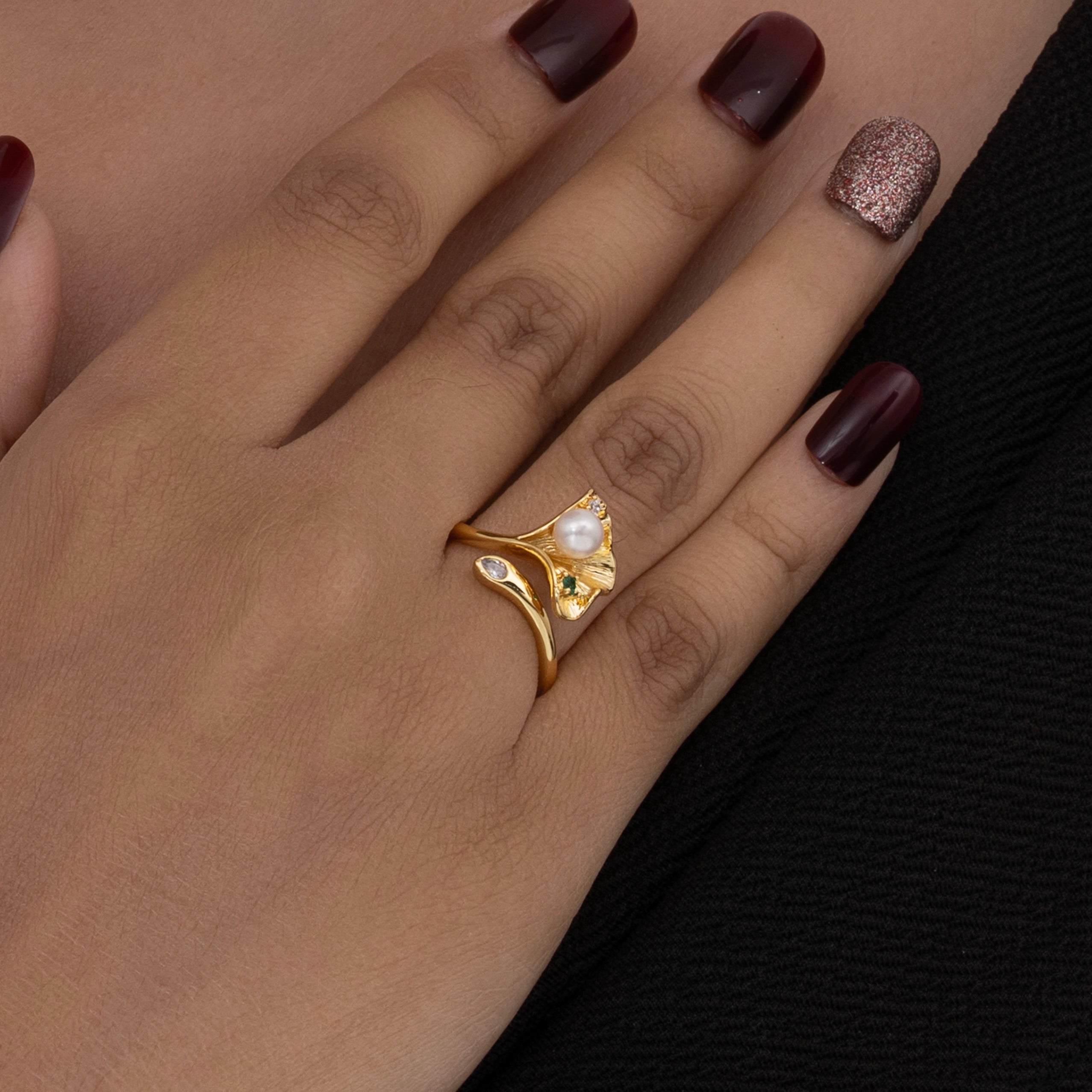 Daisy Pearl Ring