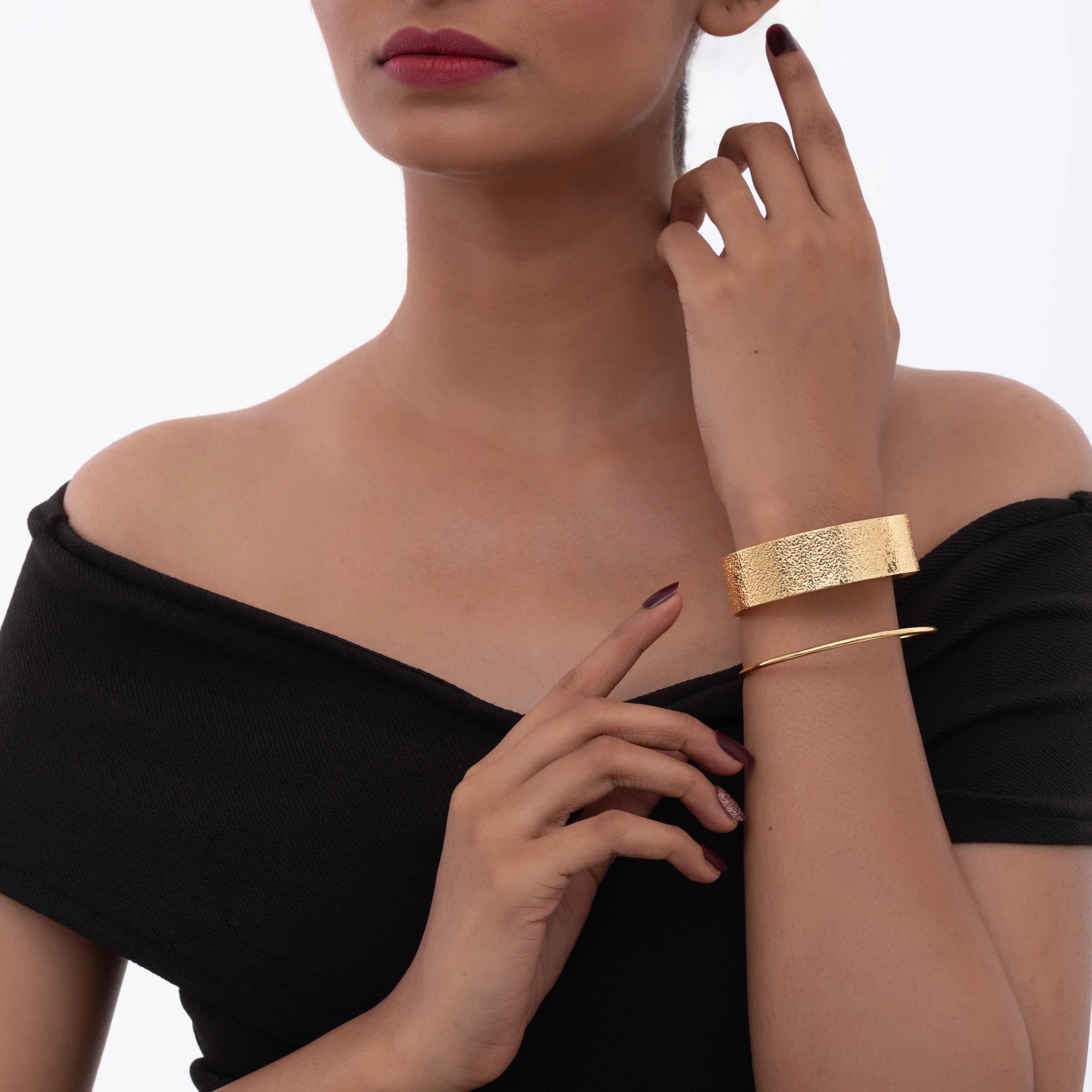 Golden Hammered Frame Cuff