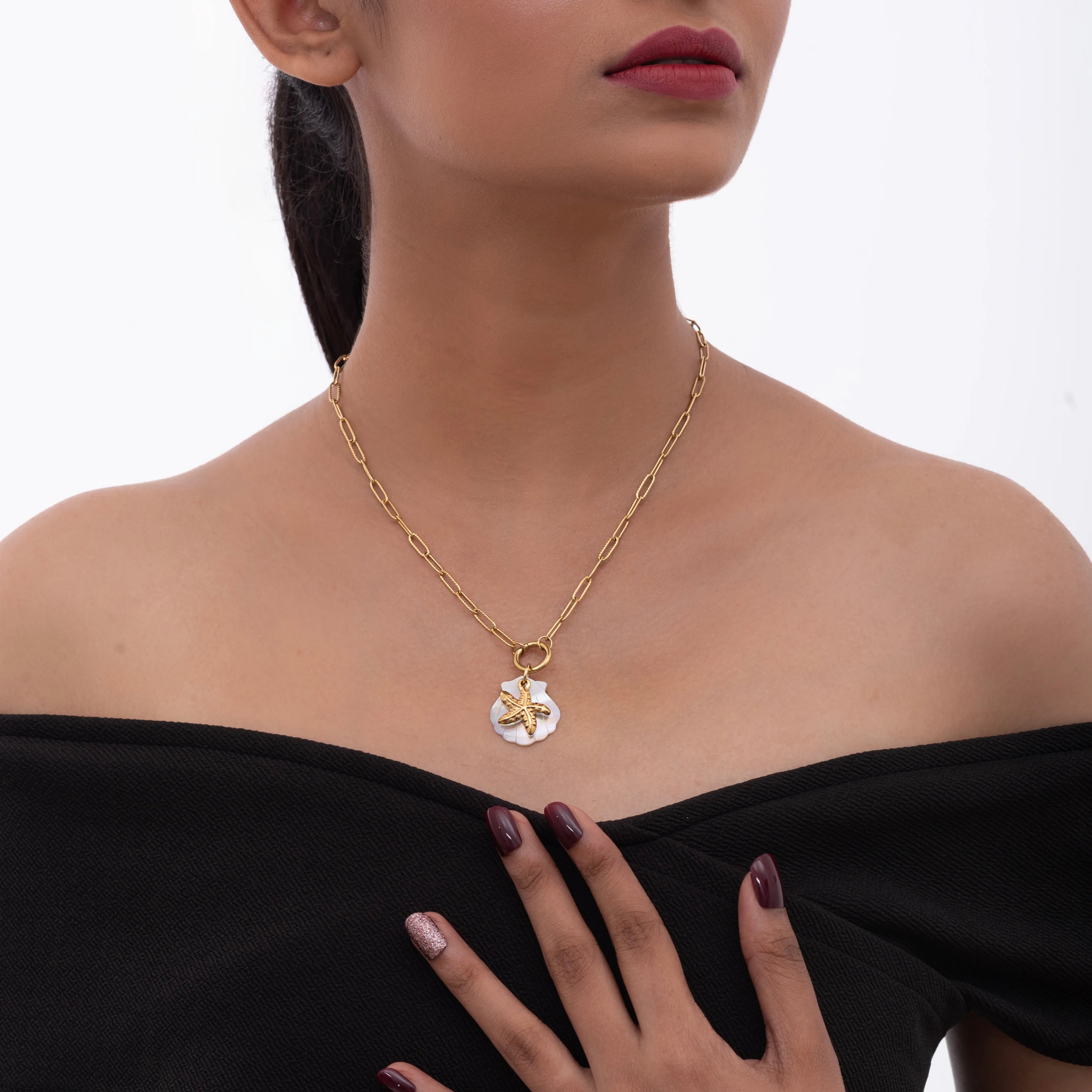 Starfish & Shell Pendant Necklace
