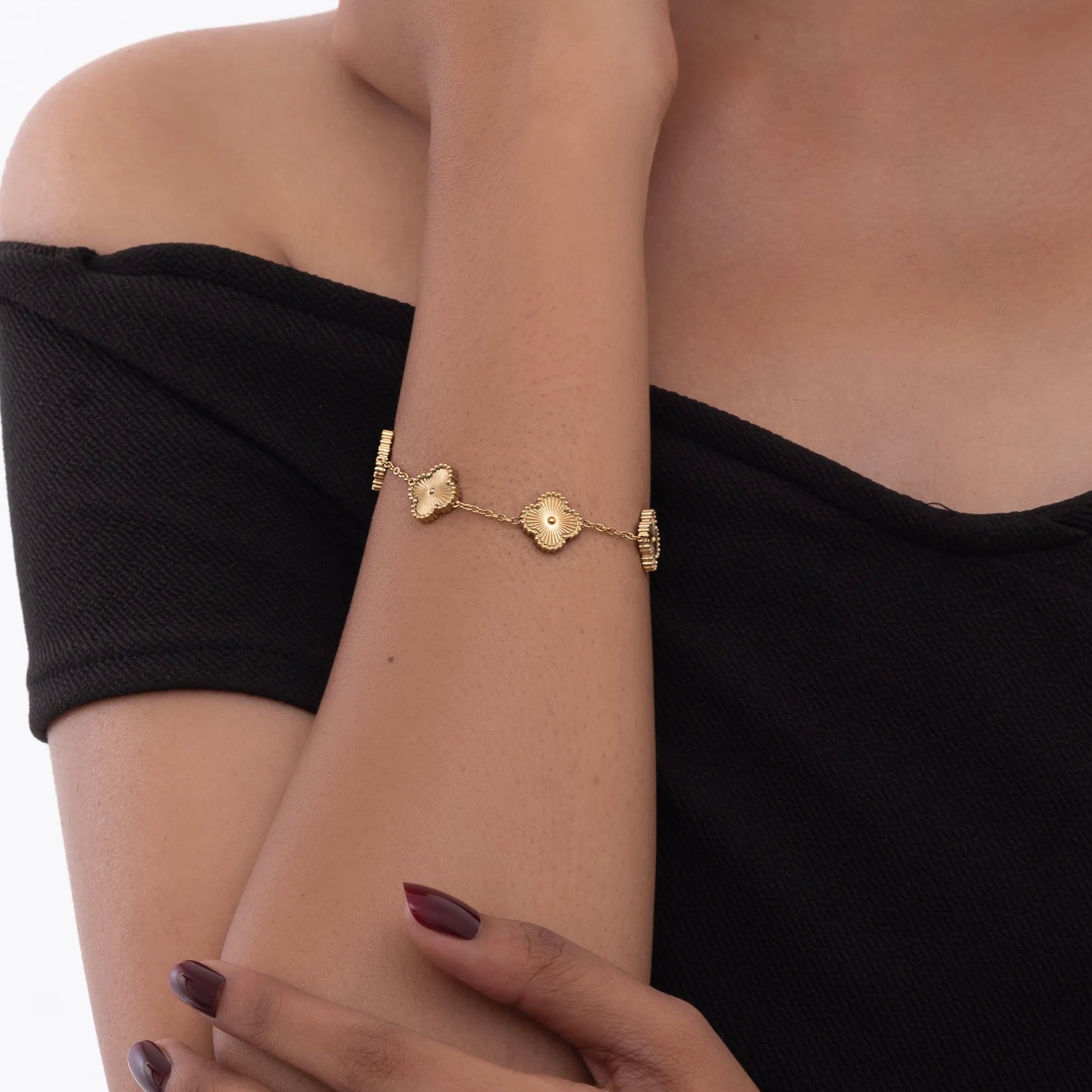 Classic Golden Clover Bracelet