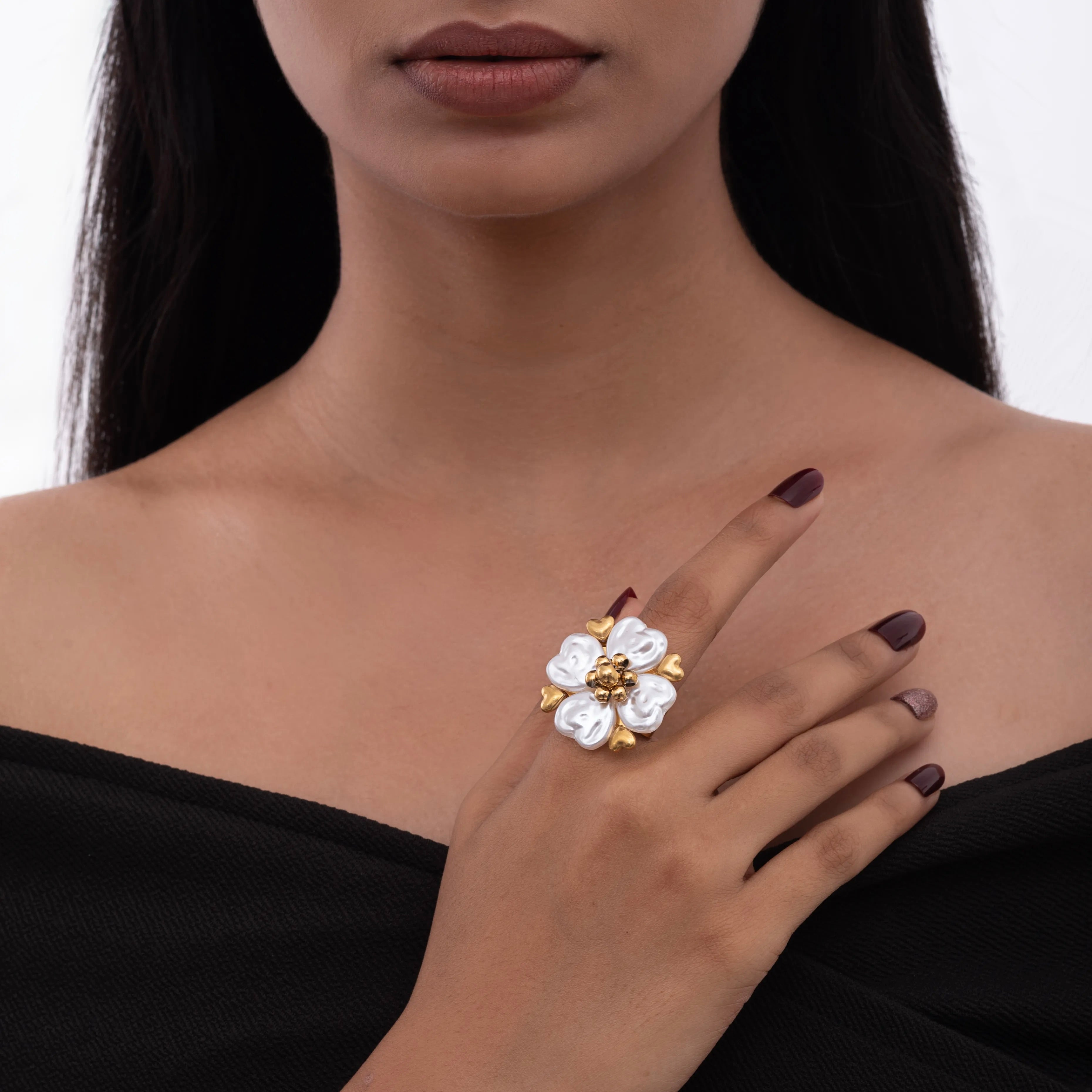 Timeless white Flower Ring
