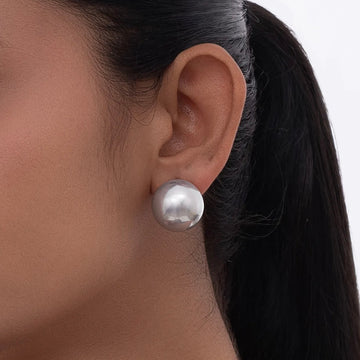 Moonlight Grey Oversized Pearl Earrings