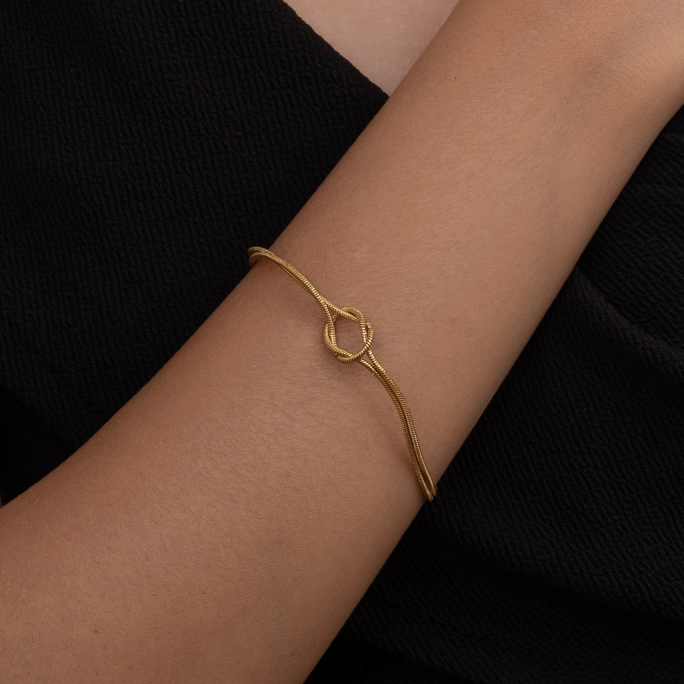 Love Link Couple Bracelet
