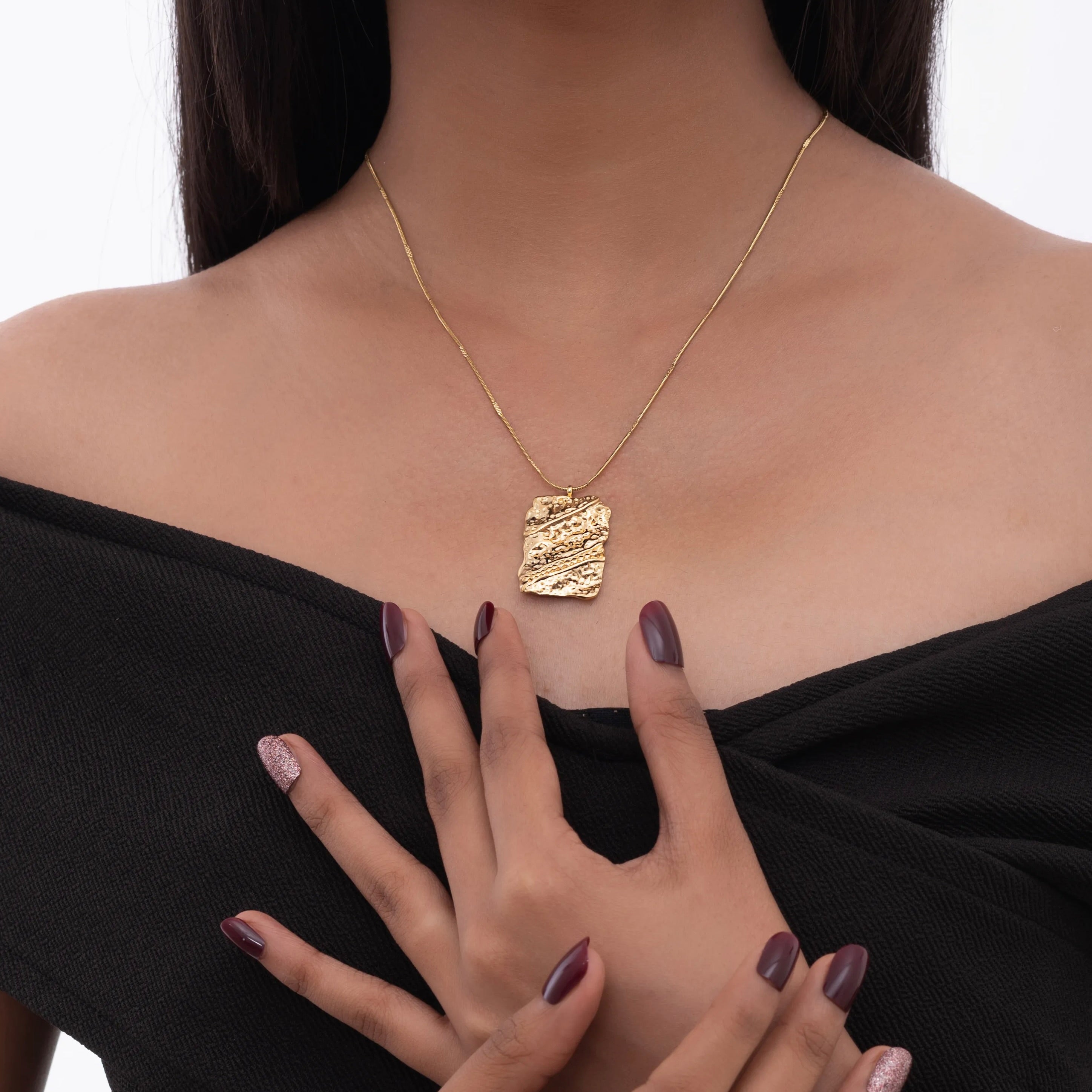 Golden Grace Pendant Necklace